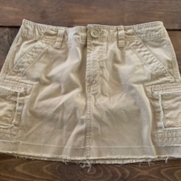 Old Navy Khaki Skirt Size 6 - Picture 1 of 3